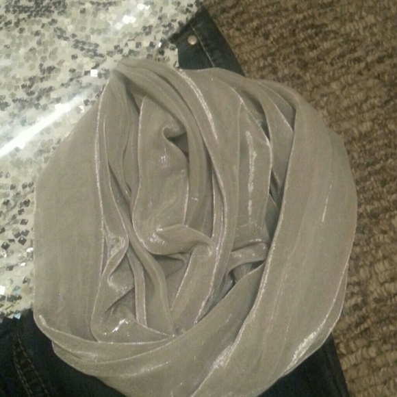 Inc. Sparkly silver/white tank top/Shimmery scarf - Picture 2 of 3