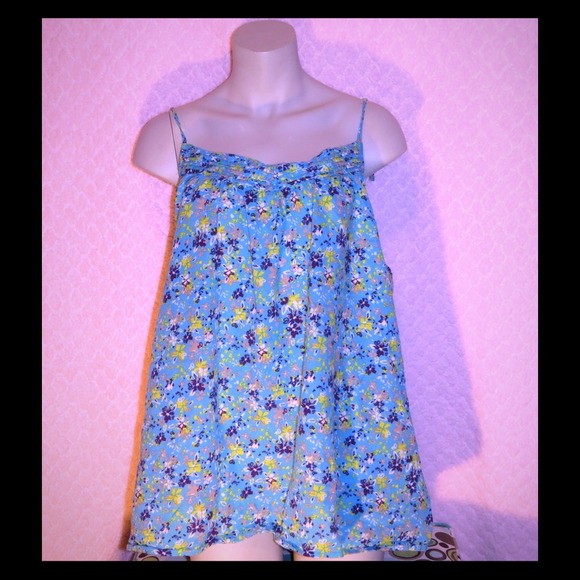 Floral old navy tank!