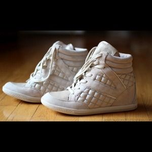 Vince camuto wedge sneakers