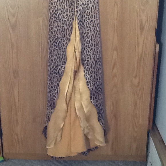 Gorgeous Cheetah prom dress!!