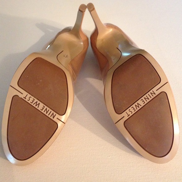 SOLD!!!  NINE WEST PATENT 4", SIZE 7.5 M NWOT $17 - Picture 4 of 4