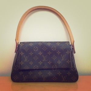 Authentic Louis Vutton Handbag!