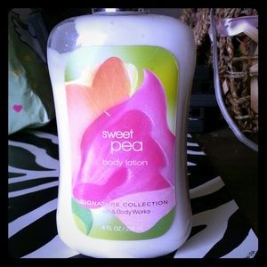 free read info .sweet pea body lotion Bath & BOdy