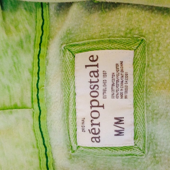 Sweatshirt - Picture 2 of 3