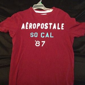 Aeropostale maroon shirt