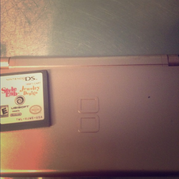 Pink nintendo Ds Lite