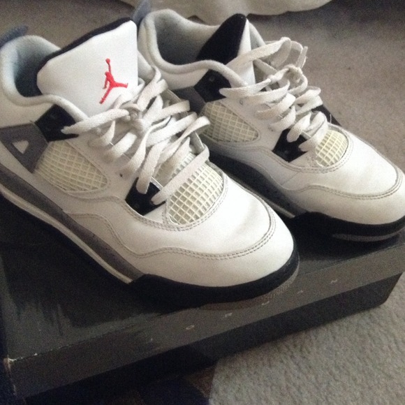 Jordan cement 4 size 3y