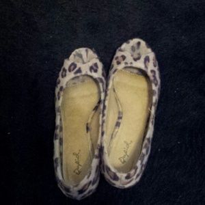 peeptoe leopard flats