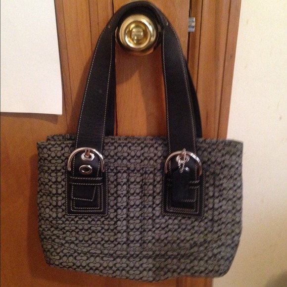Authentic coach - Picture 3 of 4