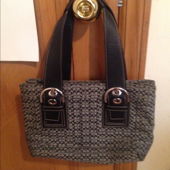 Authentic coach - Picture 4 of 4