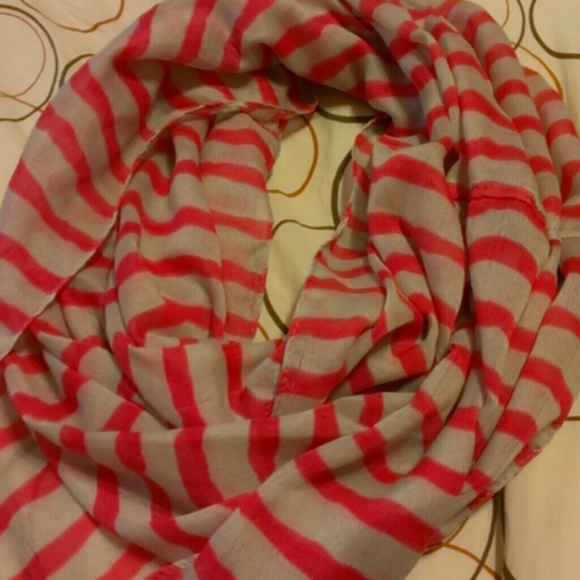 Infinity scarf