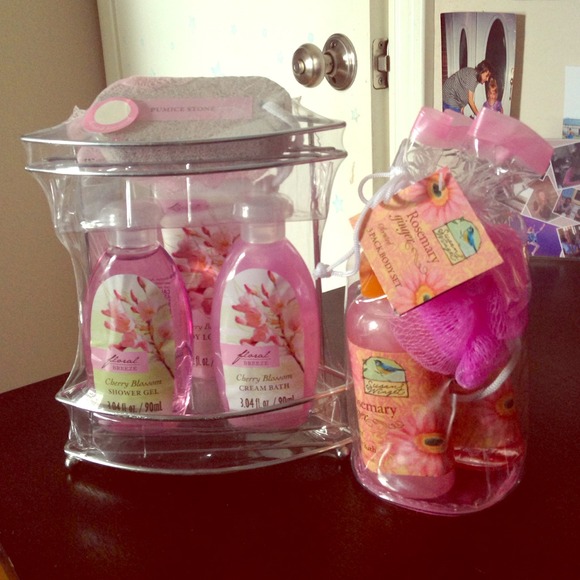 Body Bath Sets and Lotions Bundle