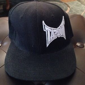 Tap out flex fit hat