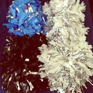 Pom poms!
