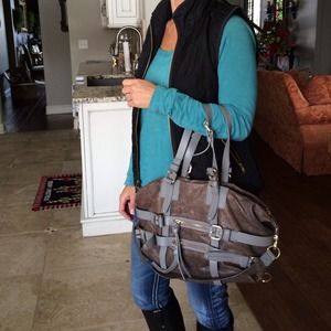 Schuler & Sons gray leather handbag