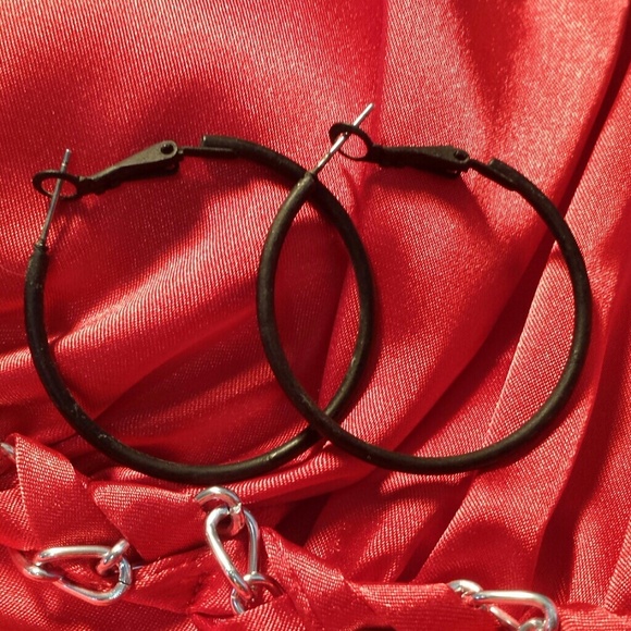 *BUNDLED* Black Hoop Earring