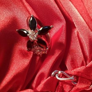 *BUNDLED* Black and White Flowered Ring