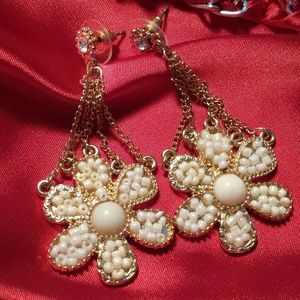 *BUNDLED* Beaded & Diamond Flower Earring