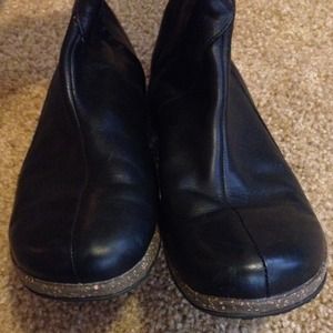 More pics of Teva boots