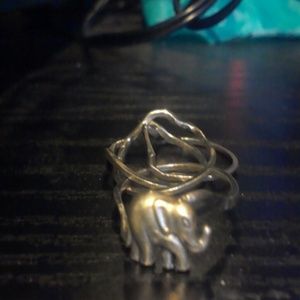 Irish puzzle ring