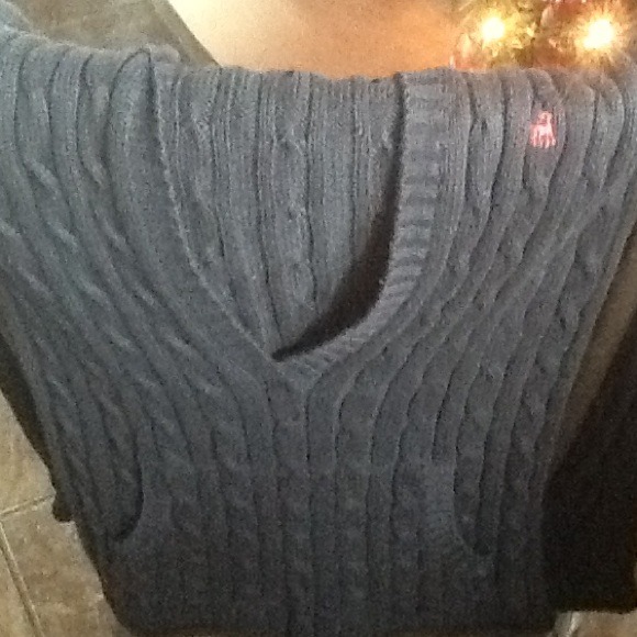 Black ribbed sweater. - Picture 3 of 4