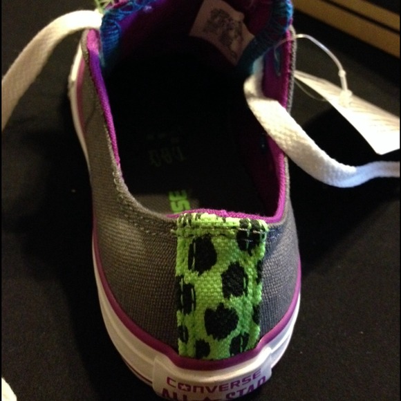 Converse AllStar Leopard print -new size 13 kids - Picture 2 of 4