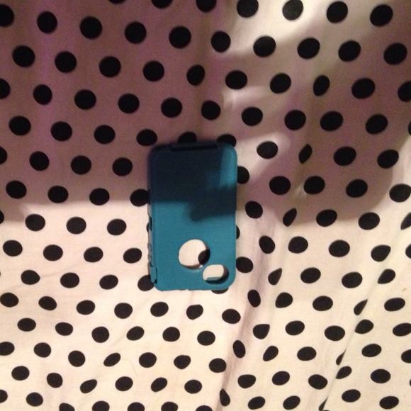 iPhone 4 cases - Picture 4 of 4