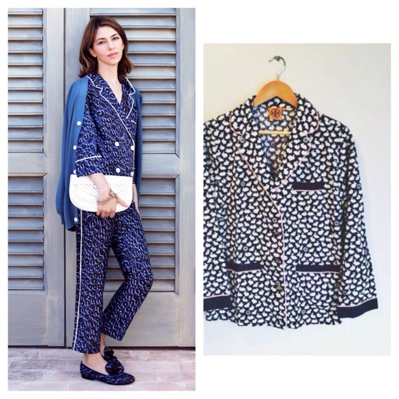 NWOT Tory Burch Blue and White Rabbits Pajama Top