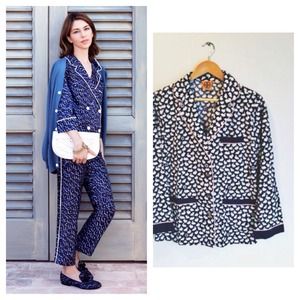 NWOT Tory Burch Blue and White Rabbits Pajama Top