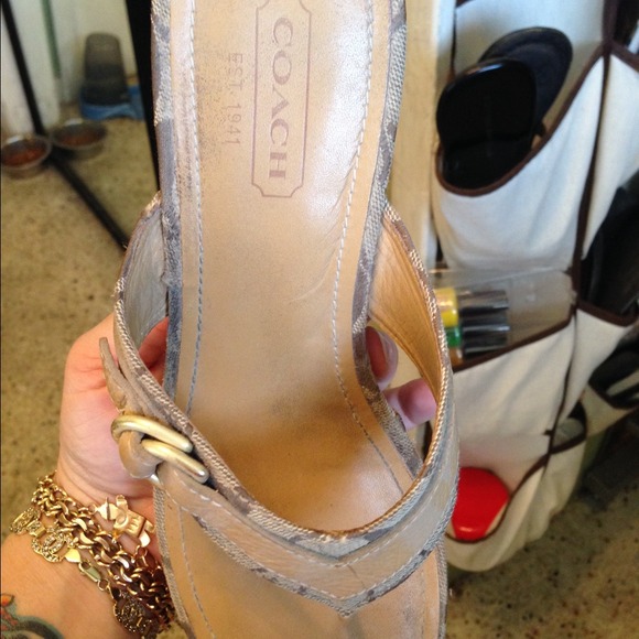 Authentic Coach 👡wedge sandles size 8 - Picture 3 of 3