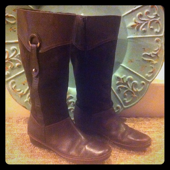 Brown leather and suede boots.