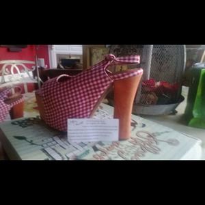 Checked foxy Jeffery Campbell's!