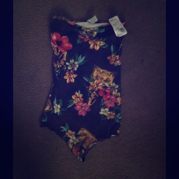 Forever 21 Small onesis