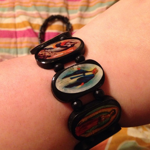 🚫🚫BEING SOLD 🚫🚫 - Picture 3 of 4