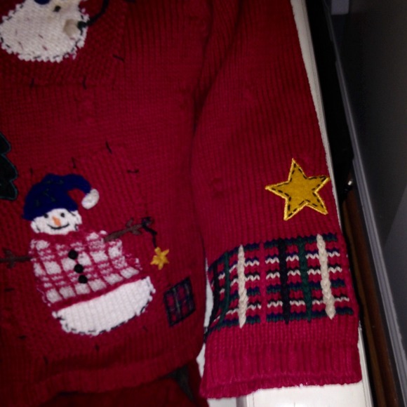 SOLD.  Ugly Christmas sweater w/snowmen. Sz L - Picture 3 of 4