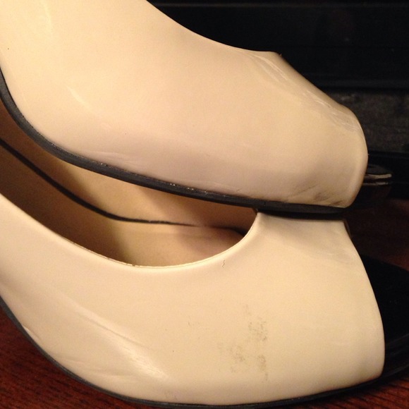 High heels! - Picture 4 of 4