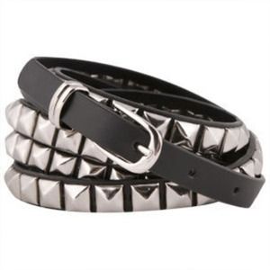 METROPARK skinny double wrap pyramid belt!!