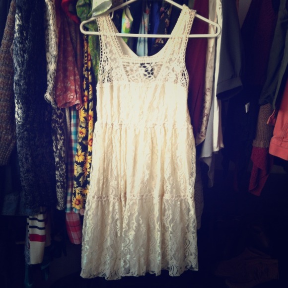 ✳️sold✳️ Ivory lace dress
