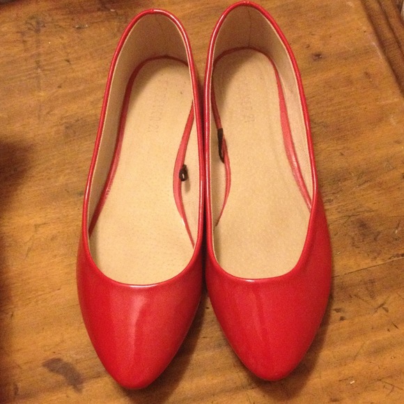 Patent leather red flats