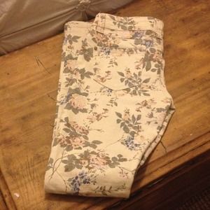 ON HOLD for cammyy_soldner Floral skinny jean