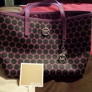 100% authentic michael kors kiki Pomegranate tote