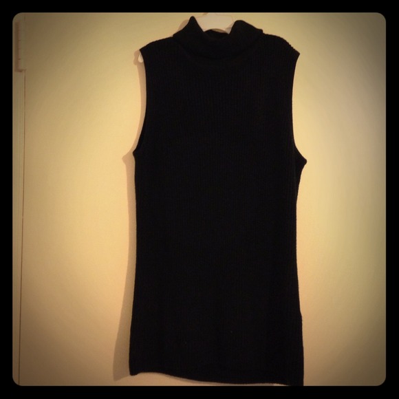 Black tank top