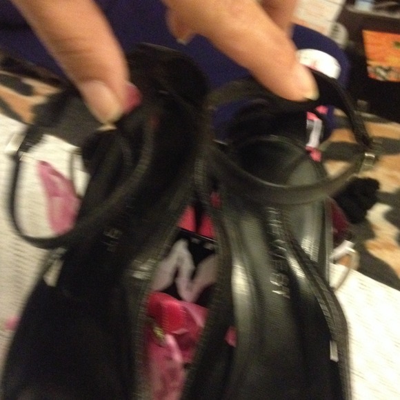 open toe, ankle strap Accept Reasonable offer - Picture 4 of 4