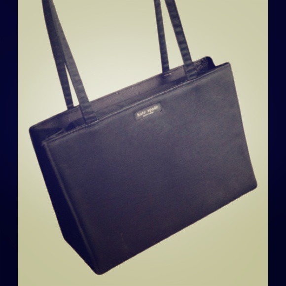⛔️SOLD IN BUNDLE⛔️ Authentic Black Kate Spade Bag