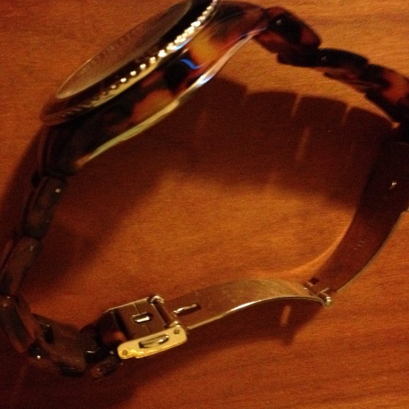 TRADED!!!💛FOSSIL Tortoise Shell Watch💛 - Picture 4 of 4