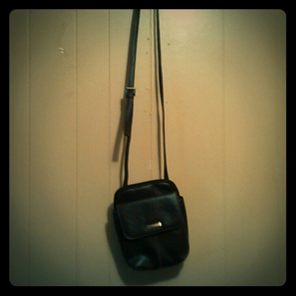 Vintage cross body bag