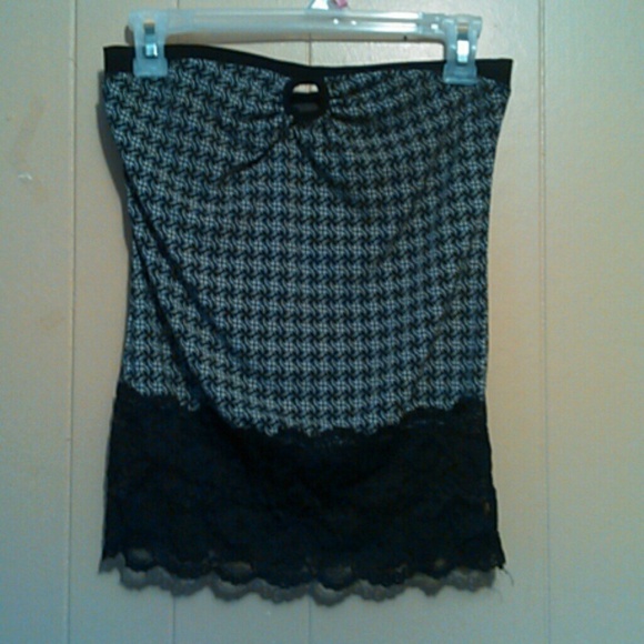 Halter with lace bottom