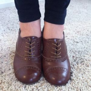brown oxford heels