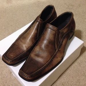 Dress shoes