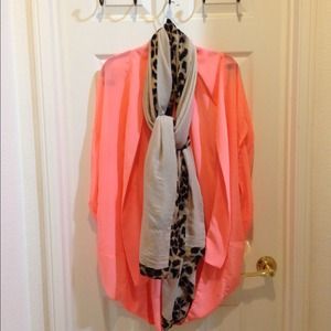 ✨Peach sheer pullover